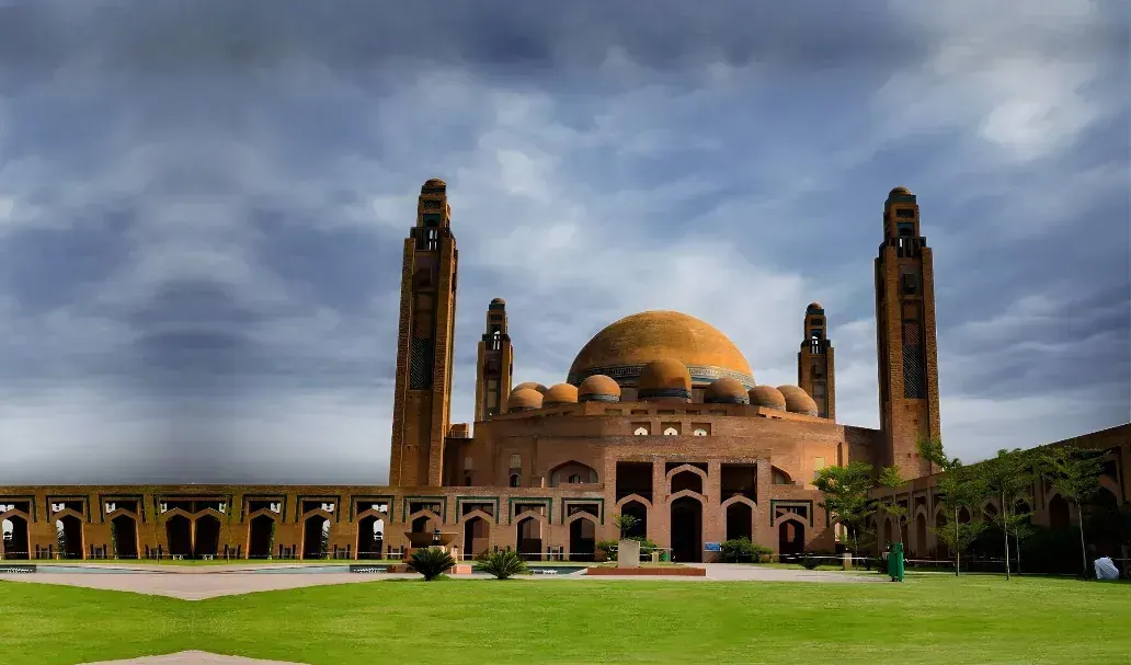 Bahria Town Grand Jamia Mosque, Lahore
